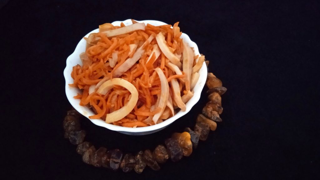 Морковь по-корейски с кальмаром, 160 г